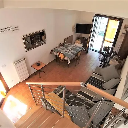 Isolabella E12 *